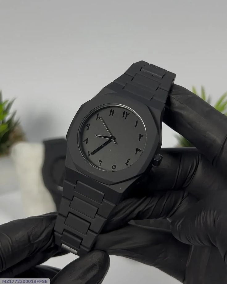 Black Arabic Aura Watch